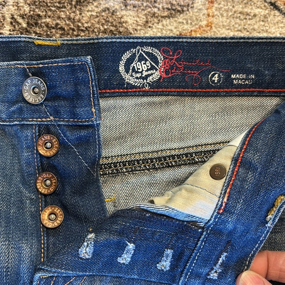 GAP 1969 Denim Button-Up Skirt sz 4 - Picture 2 of 3
